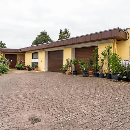2 Apartment *